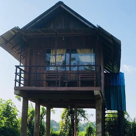 Sigiriya Paddy Field Hut Villa Exterior photo